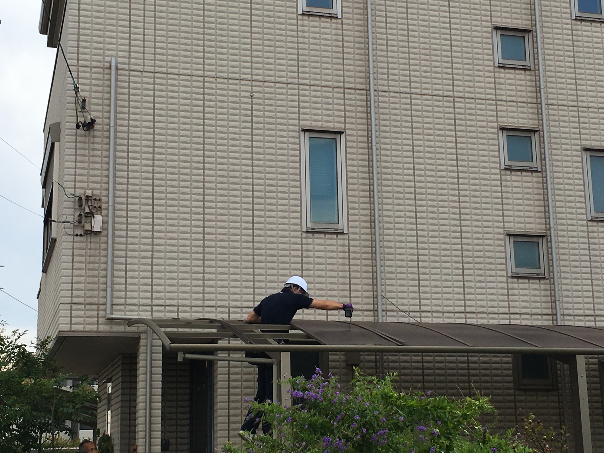 愛知県　東海市　Ｏ様　台風被害　カーポート屋根復旧